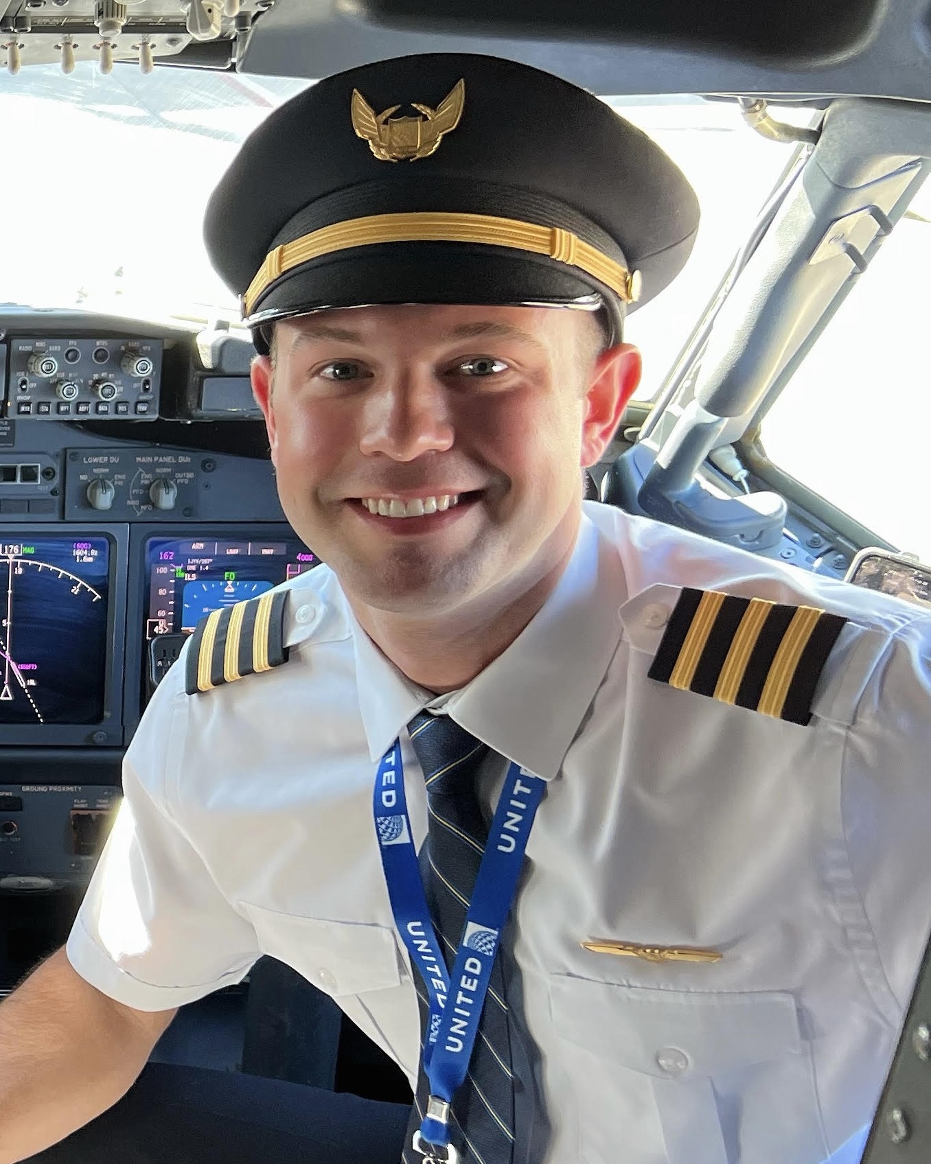 Airline Pilots Hired by United in 2021 / ATP Flight School